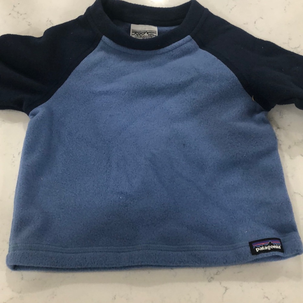 Patagonia 3-6M Fleece pullover